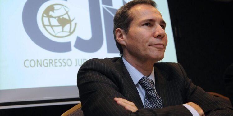 Caso Nisman: un informe de la fiscalía ratificó que fue asesinado por investigar el encubrimiento del atentado a la AMIA