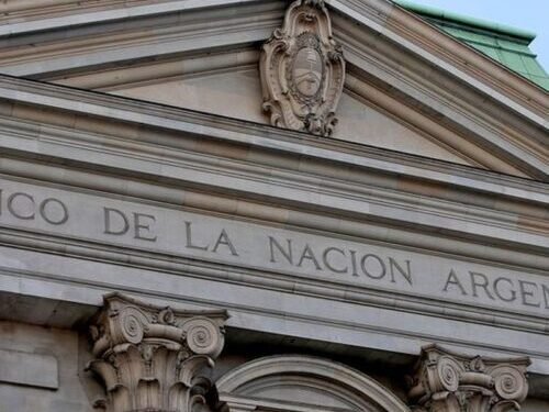 Milei decretó la transformación del Banco Nación en Sociedad Anónima para atraer inversiones
