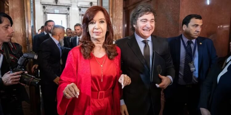 Fuerte crítica de Cristina Kirchner a Milei tras el despido del titular de ANSES: “Te dije que era un burro”