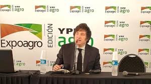 Fuerte apoyo de Milei a Bullrich tras los incidentes en el Congreso