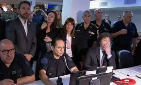 Milei monitorea la previa de la marcha desde la Casa Rosada 