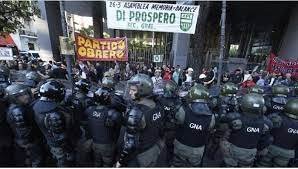 Jubilados y CGT en el Congreso: despliegue policial en la previa del paro
