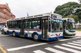 El Gobierno nacional se despegó de los aumentos de colectivos en CABA y PBA