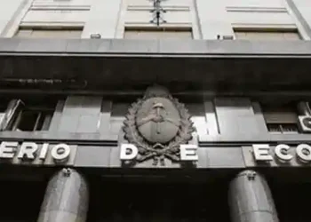 Más presupuesto: Defensa, Salud, SIDE reciben fondos