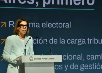 Duras palabras de Alonso contra Adorni
