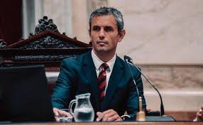 El Congreso espera la letra chica de los anuncios económicos y la oposición quiere respuestas de Luis Caputo