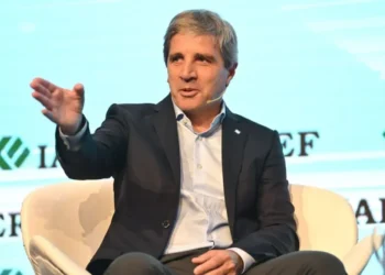 Tarifas de luz y gas: El ajuste de Caputo en pleno proceso.