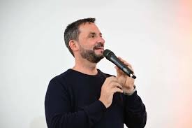 Ariel Sujarchuk lanzó un original spot de campaña y generó fuerte repercusión en redes