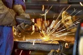 El Gobierno redujo los aranceles a las importaciones de maquinarias y herramientas industriales