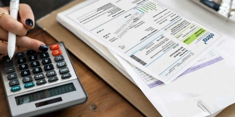 Fuerte revés para Milei: la Justicia dio lugar a un pedido de Escobar respecto al cobro de tasas en la factura de Edenor