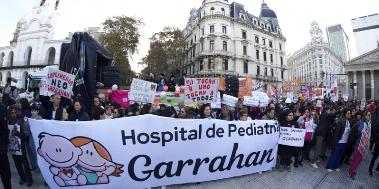 Diputados: Debate vital por Garrahan y universidades.