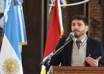 Milei no escucha, según Pullaro