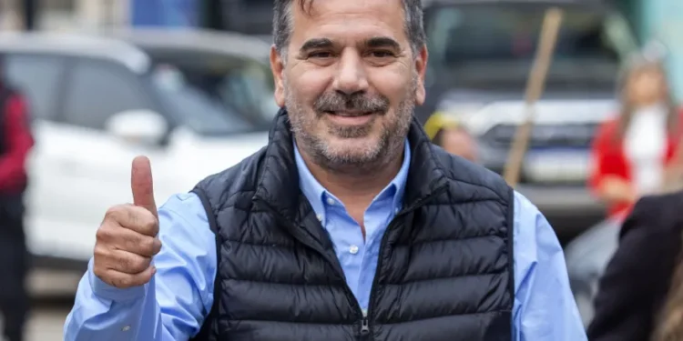 Espert debe aclarar denuncias, según Ritondo