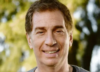 El encuentro de Santilli con Milei: “Disfruto de hablar con él”.