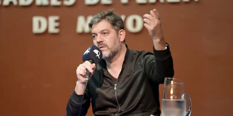 Carlos Bianco: “Peronismo no falló en legislativas”