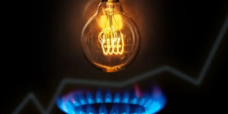 Noviembre: 3,8% más para gas y luz.