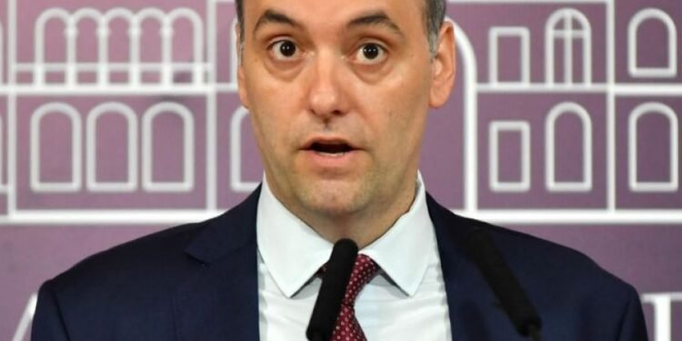 Monotributo: Adorni desmiente eliminación