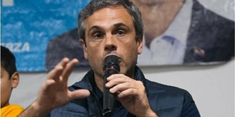 Michel critica la reforma tributaria y exige otro debate.