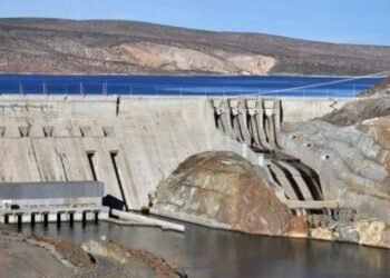 Economía define a los candidatos para las centrales.