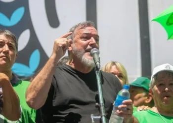 Masivo rechazo a la reforma: ATE asegura 90% de paro.