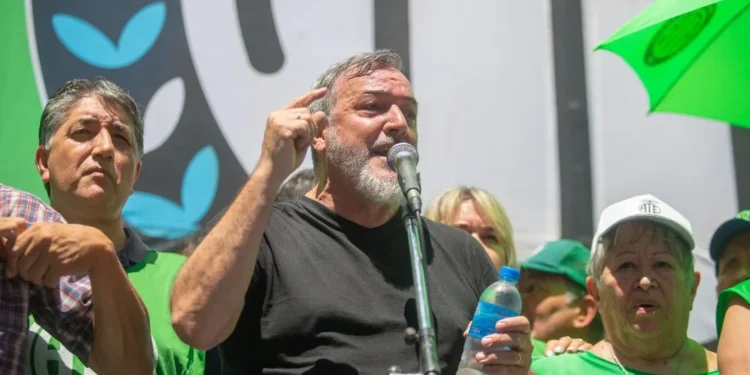 Masivo rechazo a la reforma: ATE asegura 90% de paro.