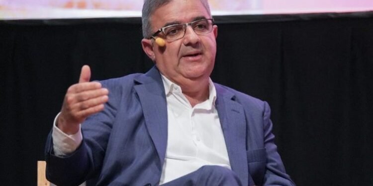 Jalil reinterpreta la historia: Néstor, el Milei original.