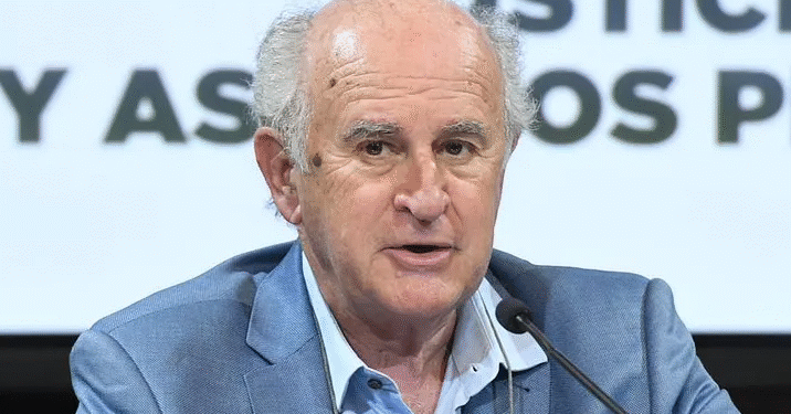 Para Parrilli, la reforma laboral de Milei no es seria.