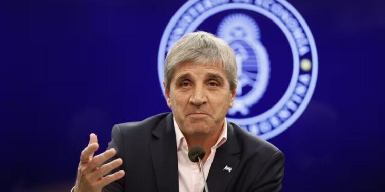 $1.000 millones es el fin del nuevo bono, confirma Caputo.