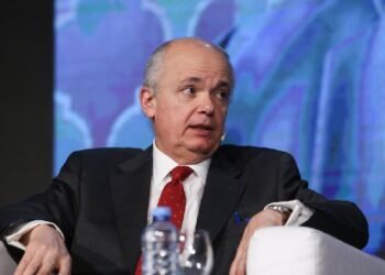 Menos Vacaciones y Más Trabajo para la Justicia.