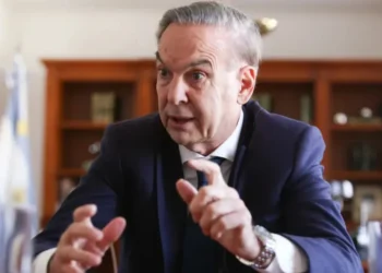 Reclamo de Pichetto por productos chinos: aranceles.