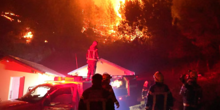 Ley por incendios: Gobernadores insisten ante el Congreso.