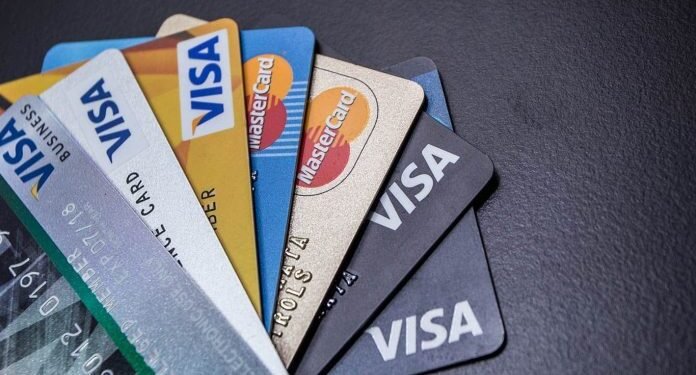 Preocupa la deuda: 9% de las familias en mora en 2025.