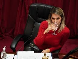 “Defienden su fortuna”: Losada dispara contra líderes sindicales.