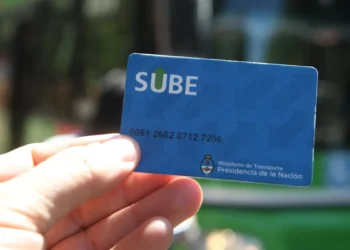 Aumento de pasajes: el Gobierno pide la opinión de los ciudadanos.