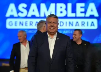 Renuncia uno de los veedores en la AFA, lo que obliga al Gobierno a replantear el control financiero del fútbol