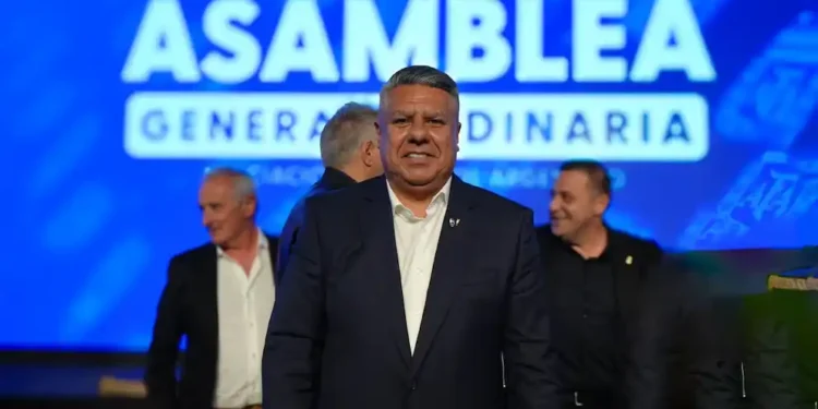 Renuncia uno de los veedores en la AFA, lo que obliga al Gobierno a replantear el control financiero del fútbol