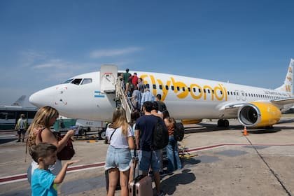 Flybondi enfrenta crisis de pagos en un entorno de cancelaciones y ajustes operativos