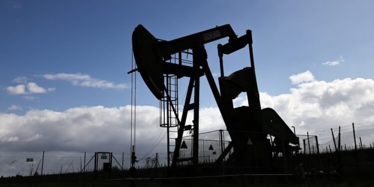 EL PRECIO DEL PETRÓLEO VARÍA POR LAS NEGOCIACIONES ENTRE ESTADOS UNIDOS E IRÁN