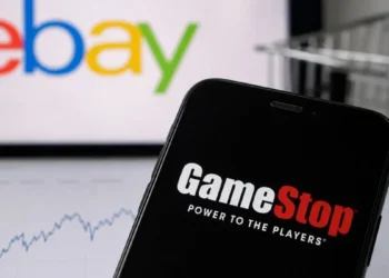 Fusión en la Mira: La inesperada movida de GameStop con una mega oferta por eBay siembra dudas entre los analistas.