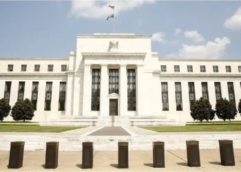 La guerra complica la hoja de ruta de la Fed: Presión inflacionaria y fuerte disidencia entre sus miembros.
