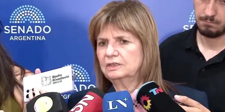 La situación de Bullrich ante el desdén de Karina y el gesto hacia Santiago Caputo