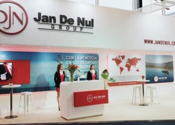 Funcionarios estadounidenses alertan sobre la influencia china en la concesión de la Hidrovía
