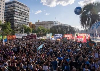 El vicerrector de la UBA denuncia intentos del Gobierno por deslegitimar la protesta universitaria