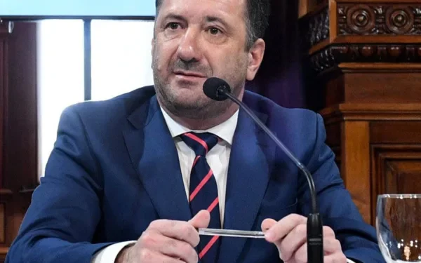 El juicio contra Edgardo Kueider en Paraguay se aplaza una semana