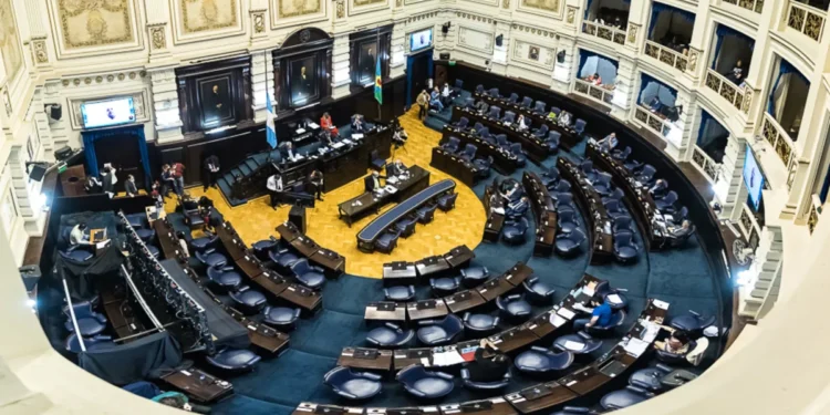 Parálisis en la Legislatura bonaerense: el Senado no sesionó en seis meses y Diputados solo una vez
