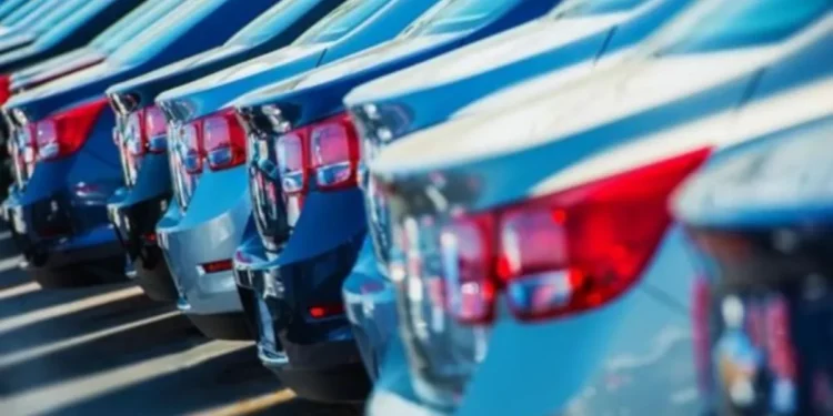 Las ventas de autos 0 km continúan en caída durante junio