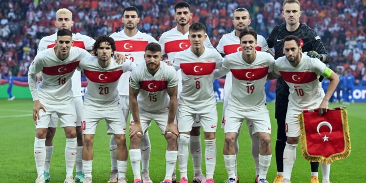 Turquía y Paraguay se miden en el Mundial 2026: horarios, alineaciones y dónde seguir el juego