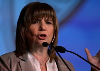 Bullrich: “Milei sostiene que no hay razones para remover a Adorni”
