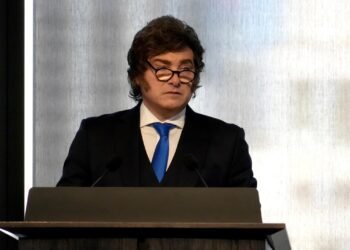 Javier Milei y sus decisiones en tiempo real: La Cámara de Diputados aprueba el ‘Súper RIGI’ y el Senado debate en el marco del caso Adorni