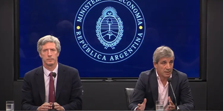 Deuda: Caputo aborda los vencimientos, ¿cuál es el compromiso hasta el fin de su mandato?